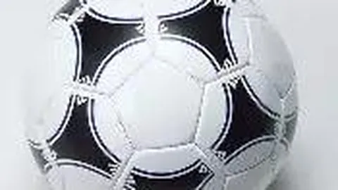 綠軍對決騎士：連勝戛然而止！加蘭暴露防守弱點，五外策略狂砍無解得分